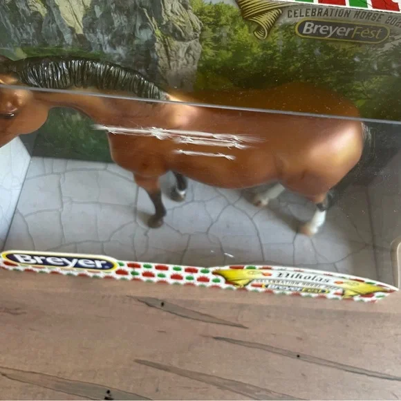 BREYERFEST - Nikolas 2022 Celebration Horse - #711506 - Picture 4 of 10